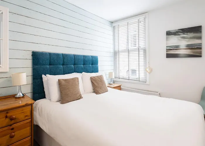 Host & Stay - Abbey View